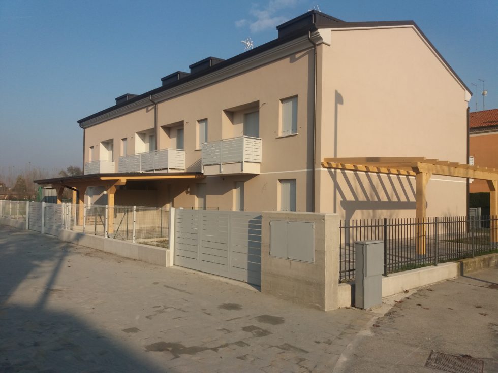 Quattro Villette a Schiera – Comune di Arzergrande loc. Vallonga 2